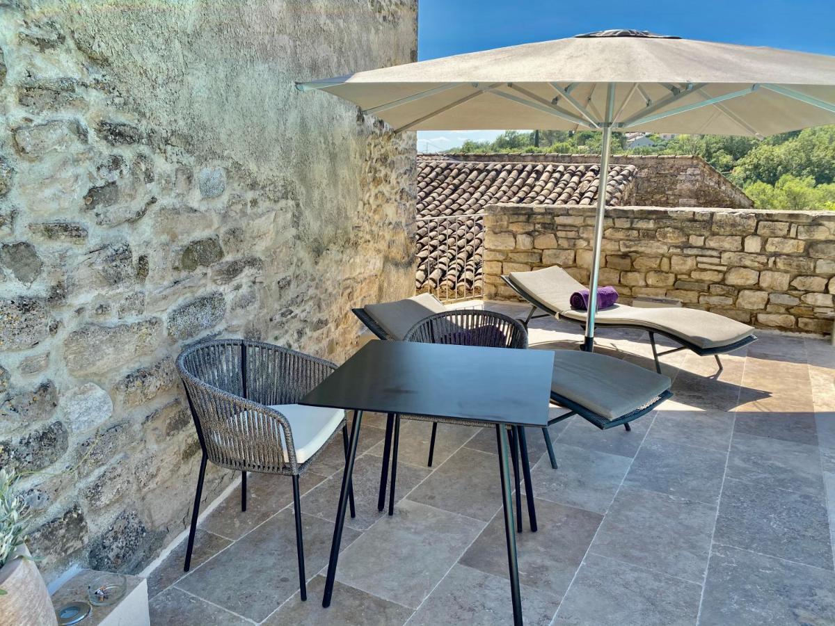 La Maison Des Vendangeurs - Table D'Hotes Le Soir Du Jeudi Au Dimanche- Jacuzzi - Balneo Spa - Acces Piscine Pour Toutes Les Chambres Sauf Studio Coquet- Piscine De Mai A Mi-Octobre Martignargues Exteriör bild