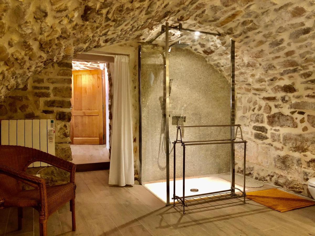 La Maison Des Vendangeurs - Table D'Hotes Le Soir Du Jeudi Au Dimanche- Jacuzzi - Balneo Spa - Acces Piscine Pour Toutes Les Chambres Sauf Studio Coquet- Piscine De Mai A Mi-Octobre Martignargues Exteriör bild
